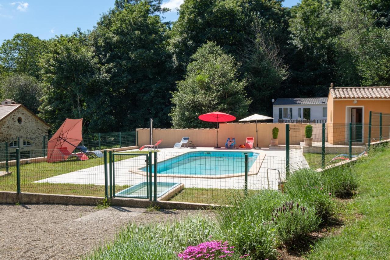 ホテル Domaine De Malouzies Fonties-Cabardès エクステリア 写真